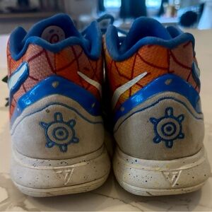 Nike SpongeBob Kyrie Irving Basketball Shors